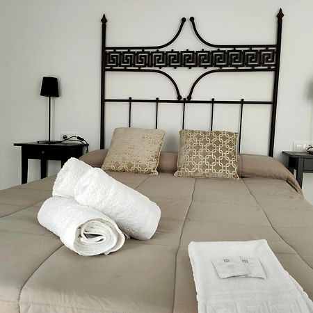 Apartamentos San Pedro Kordoba Bagian luar foto